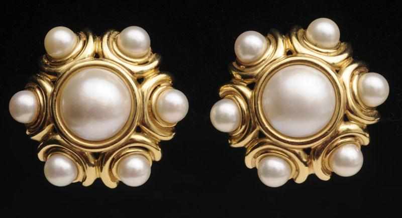 Appraisal: PAIR OF K GOLD MAB PEARL AND CULTURED PEARL EAR