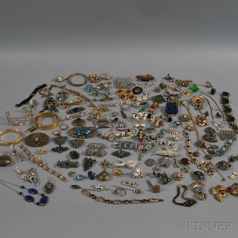 Appraisal: Group of Primarily Victorian and Art Deco Costume Jewelry including