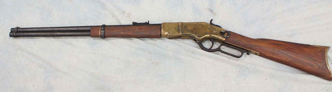 Appraisal: Replica non-firing lever action rifle unmarked-for re-enactments