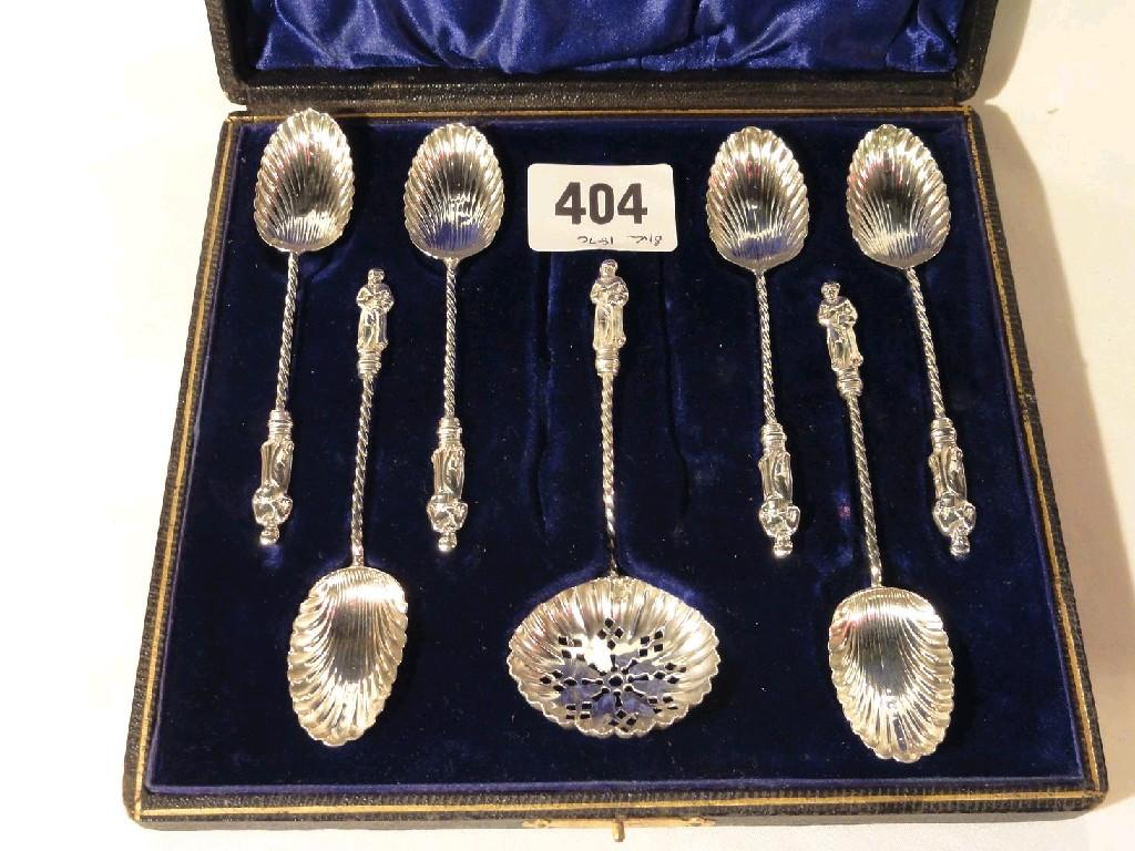 Appraisal: A cased set of six silver Apostle spoons with shell