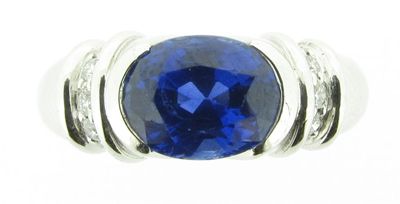 Appraisal: A tanzanite and diamond ring Set with and oval shaped