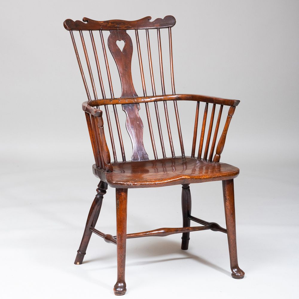 Appraisal: English Elm and Yewwood Comb-Back Windsor Armchair x x in