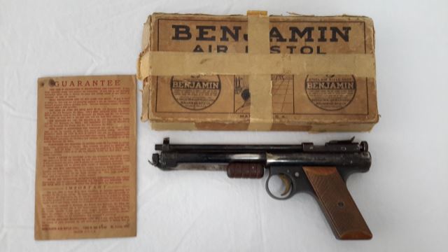 Appraisal: Vintage Benjamin Mod Pump Air Pistol W Box Early model