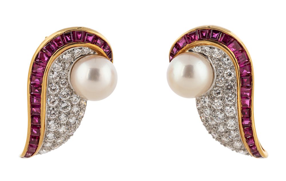 Appraisal: A PAIR OF MODERN YELLOW GOLD RUBY DIAMOND AND PEARL