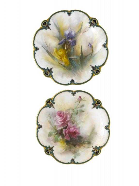 Appraisal: A PAIR OF JAMES HADLEY SONS WORCESTER PLATES painted with