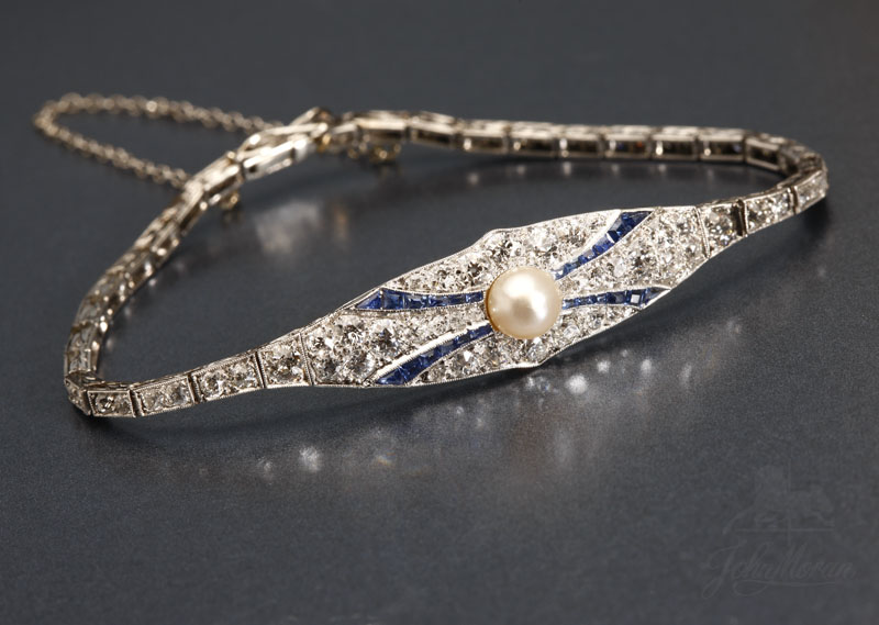 Appraisal: An Art Deco diamond sapphire and cultured pearl bracelet An