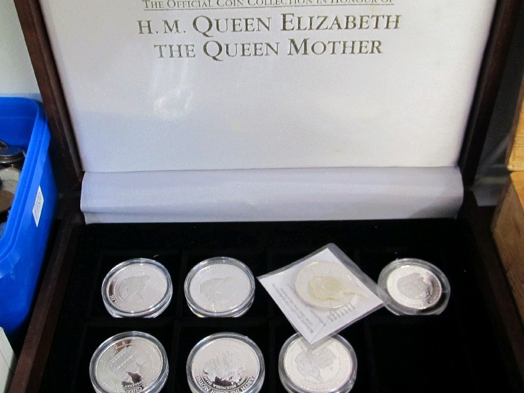 Appraisal: Lot comprising box of assorted coins and eleven silver proof