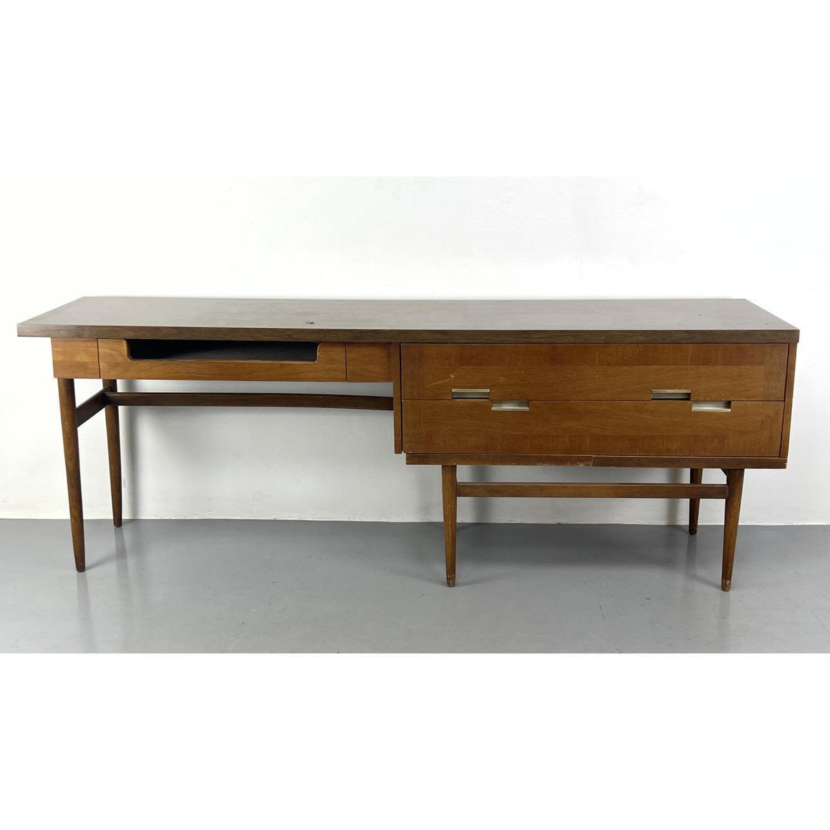 Appraisal: MARTIN GERSHON American of Martinsville Vanity dresser desk with laminate