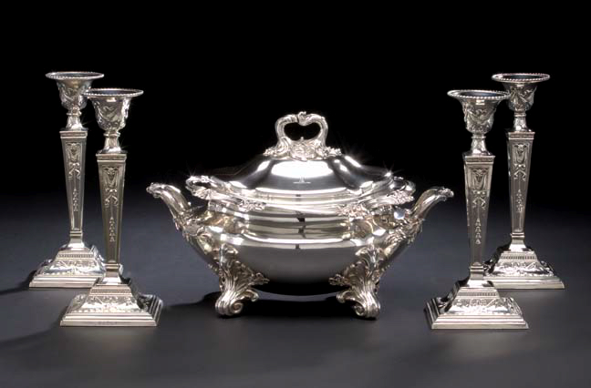 Appraisal: William IV Silverplate Tureen second quarter th century of bulbous