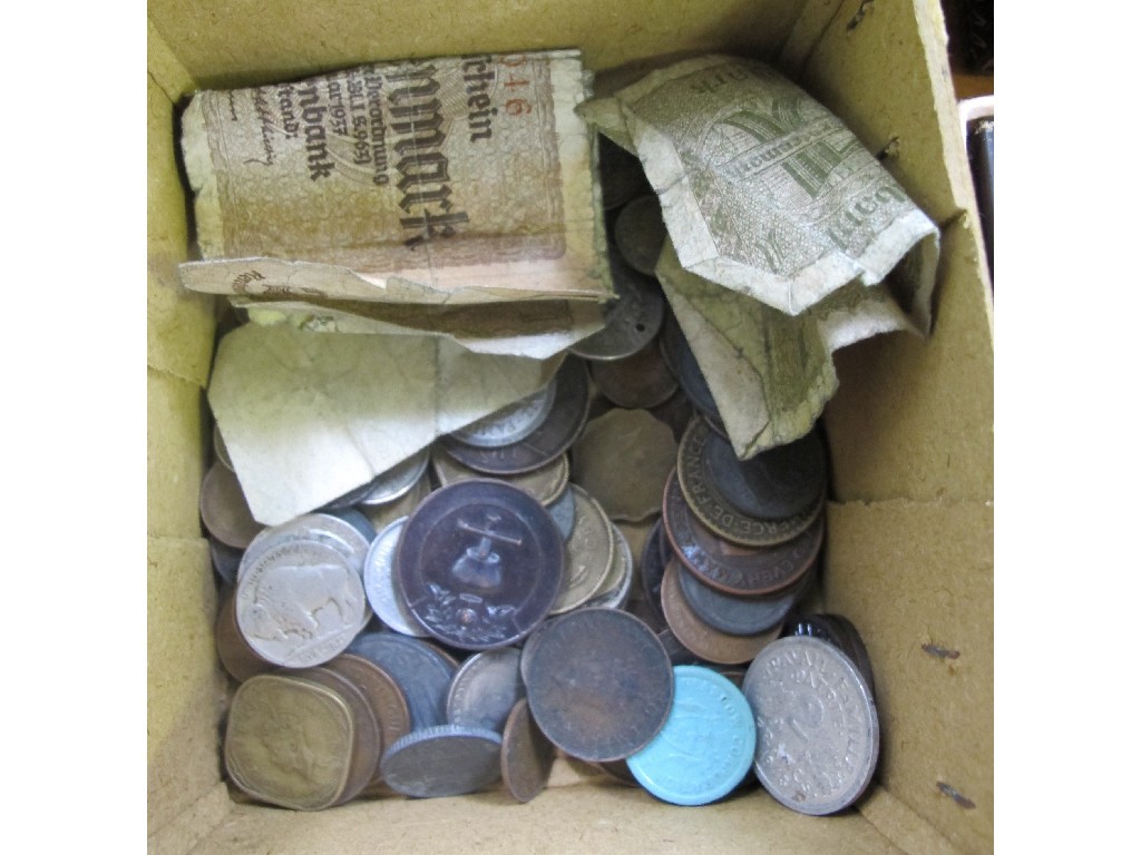 Appraisal: Box of assorted coins and bank notes