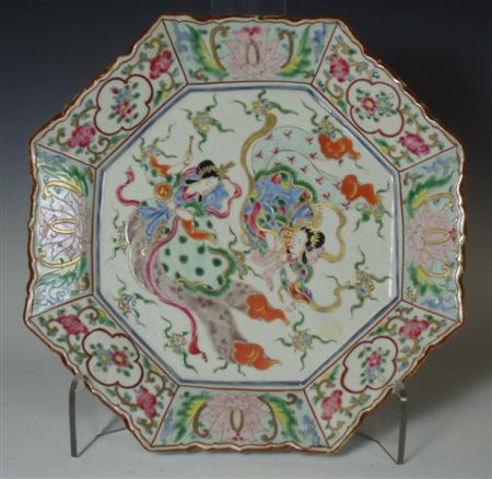 Appraisal: A th century Chinese famille rose plate of octagonal form