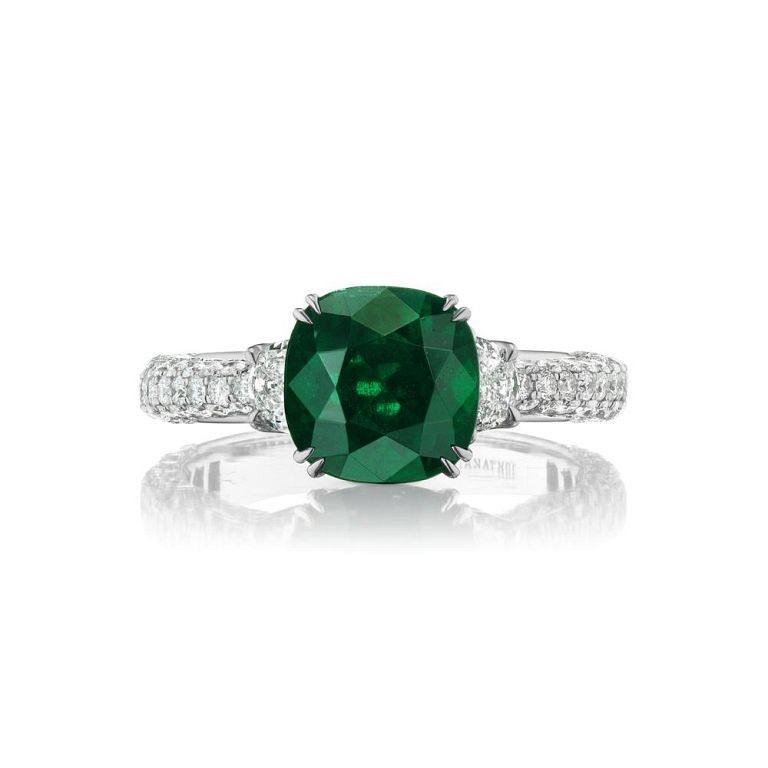 Appraisal: EMERALD AND DIAMOND RING EMERALD AND DIAMOND RING A beautiful