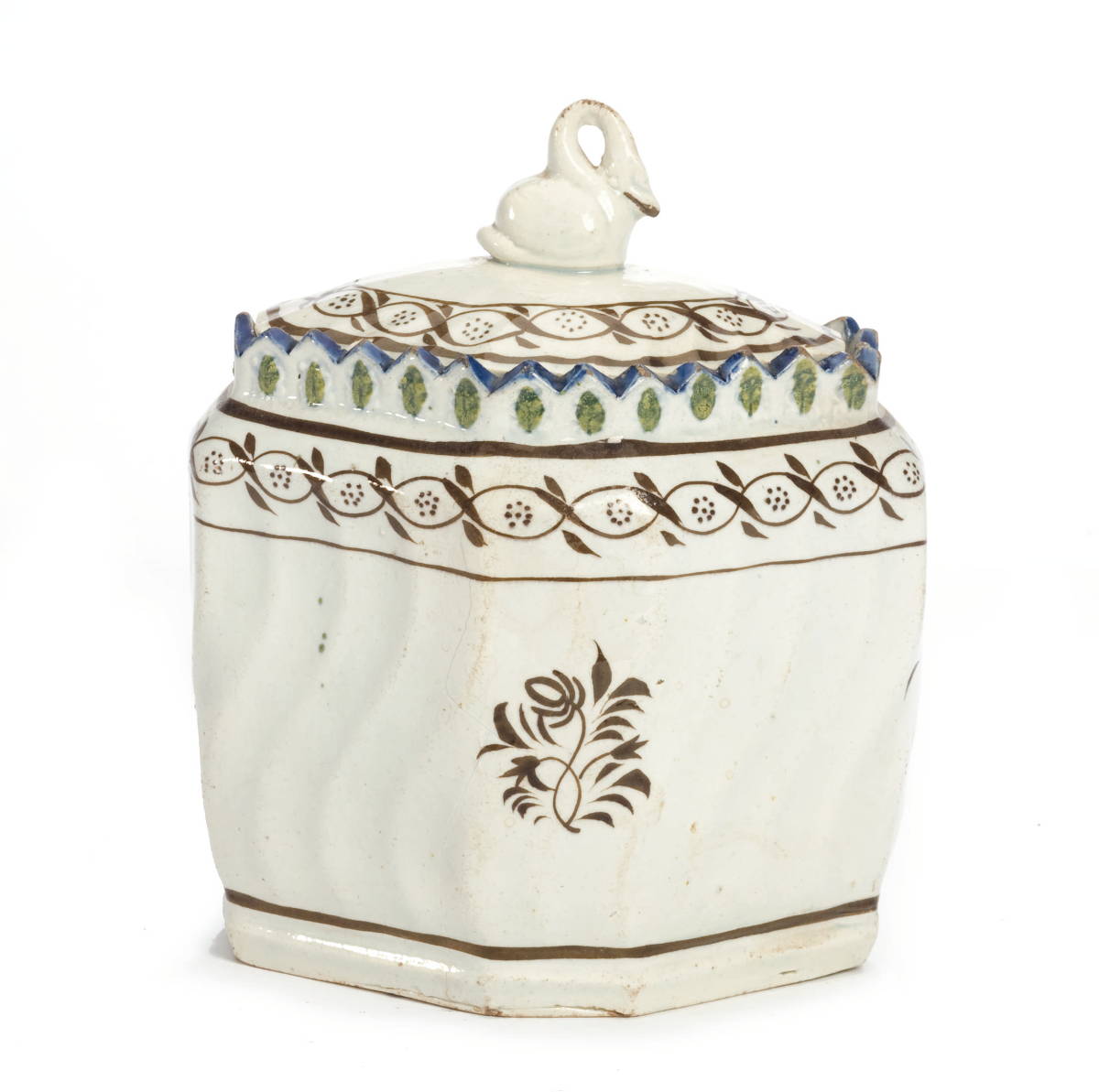 Appraisal: ENGLISH PRATTWARE PEARLWARE OCTAGONAL FLUTED SUGAR BOWL AND COVER CIRCA