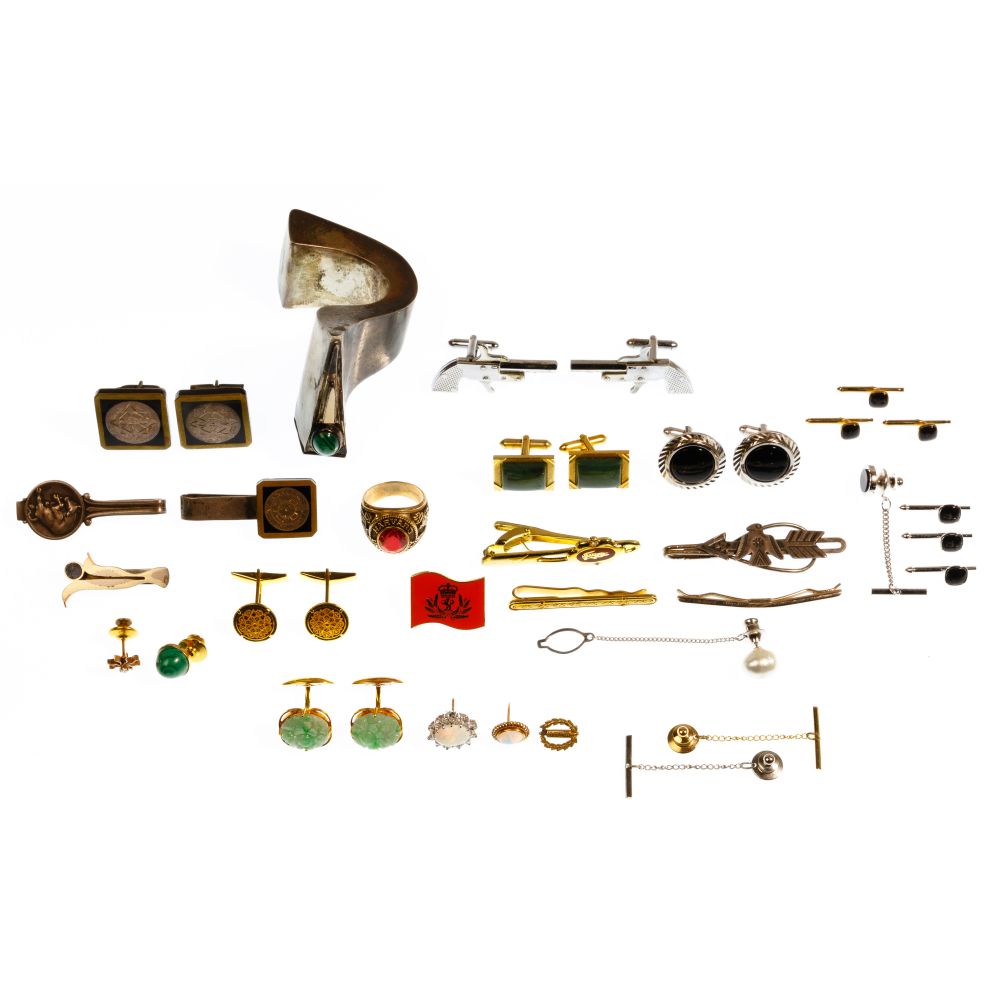 Appraisal: K GOLD K GOLD STERLING SILVER AND COSTUME JEWELRY ASSORTMENTIncluding