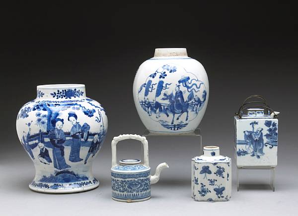 Appraisal: Five blue and white porcelains Late Qing Republic Period Including