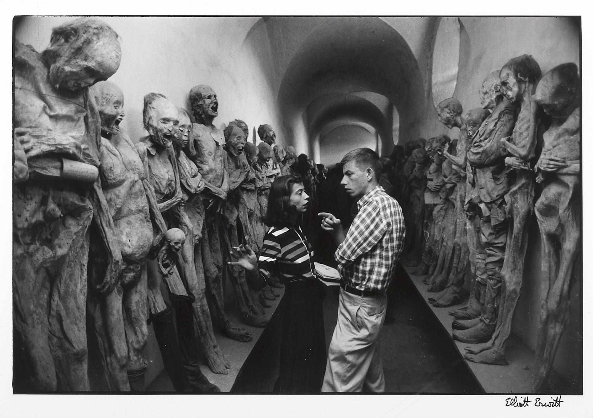 Appraisal: Elliott Erwitt American born Guanajuato Mexico Gelatin silver print printed