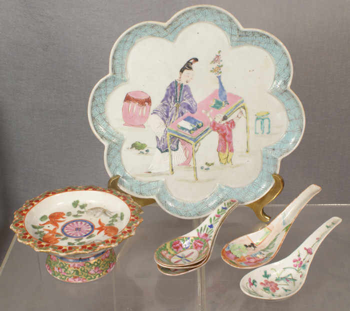 Appraisal: Chinese export porcelain assorted lot of pieces to include a