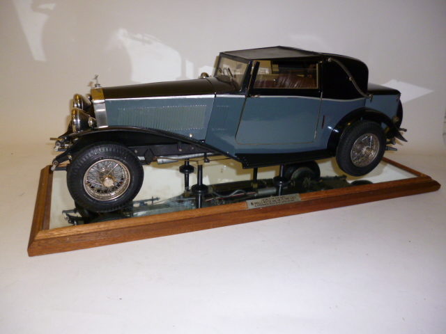 Appraisal: A detailed kit model of Rolls Royce Phantom II Drop