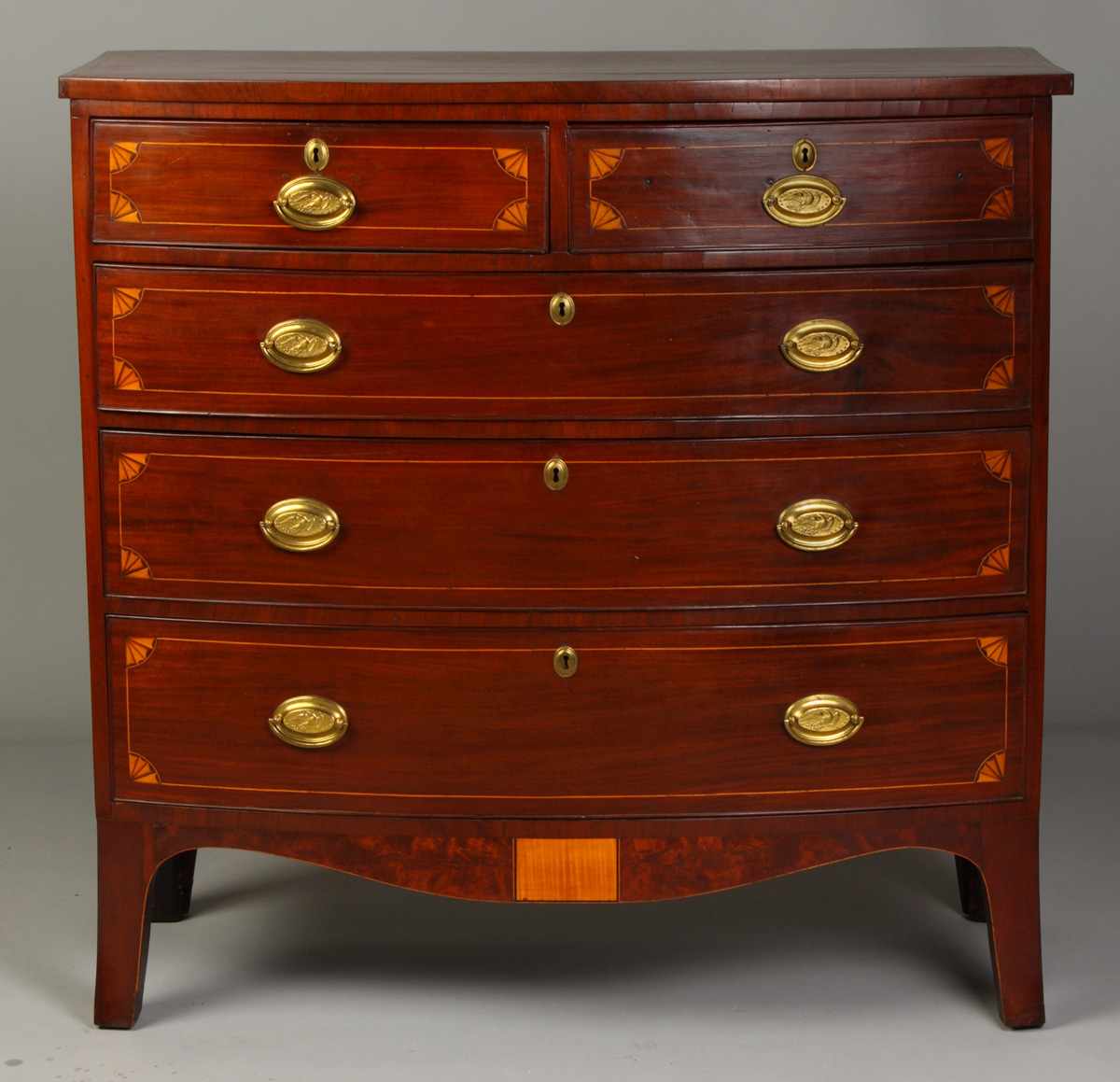 Appraisal: Fine Hepplewhite Mahogany Bowfront Chest w Inlaid Fans Flaring French