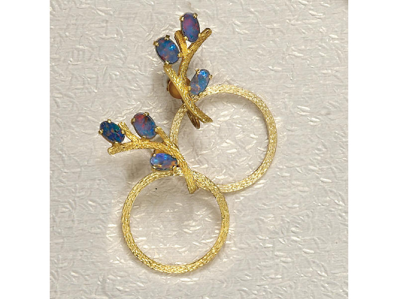 Appraisal: OPAL EARRINGS k yellow gold screw back earrings set with