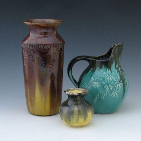 Appraisal: Three blended glaze effect pieces including a studio vase from