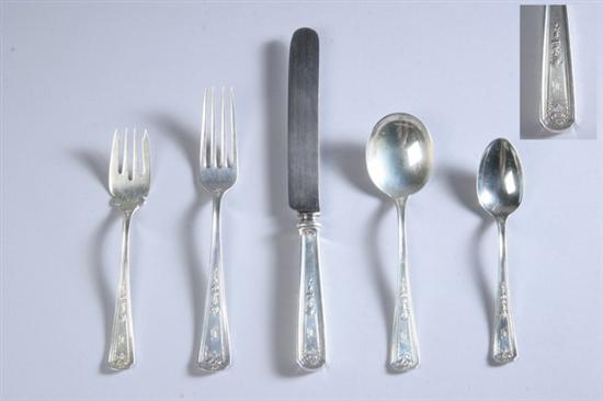 Appraisal: -PIECE WHITING STERLING SILVER FLATWARE SERVICE Oriana pattern Including twelve