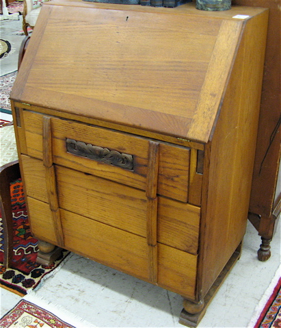 Appraisal: AN OAK SECRETARY English mid- th century having a slant