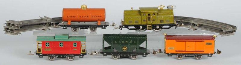 Appraisal: Lionel O-Gauge Freight Train Set Description Pre-war Tin-plate Includes engine