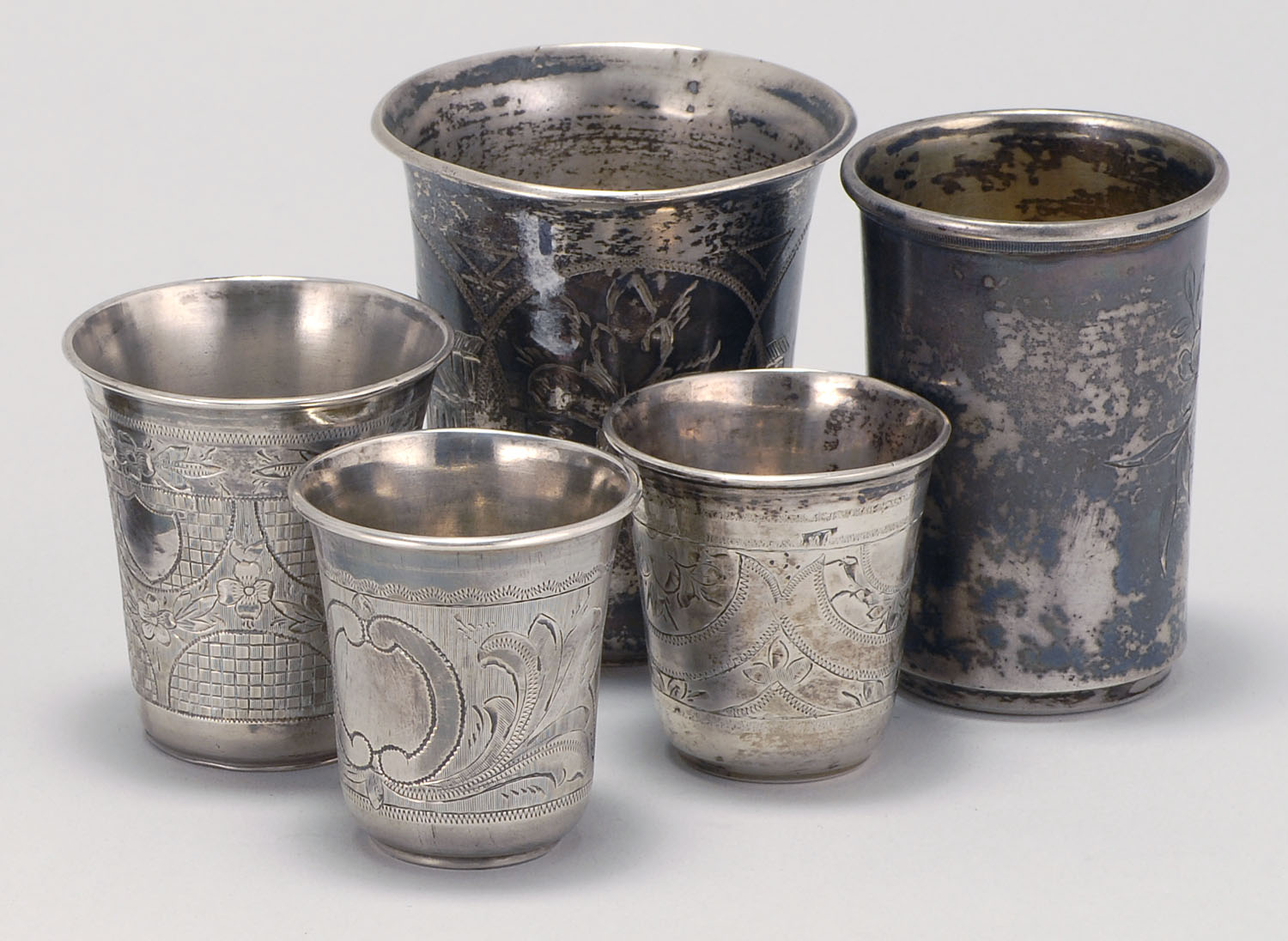 Appraisal: FIVE RUSSIAN SILVER SHOT GLASSES Late th Early th CenturyAll