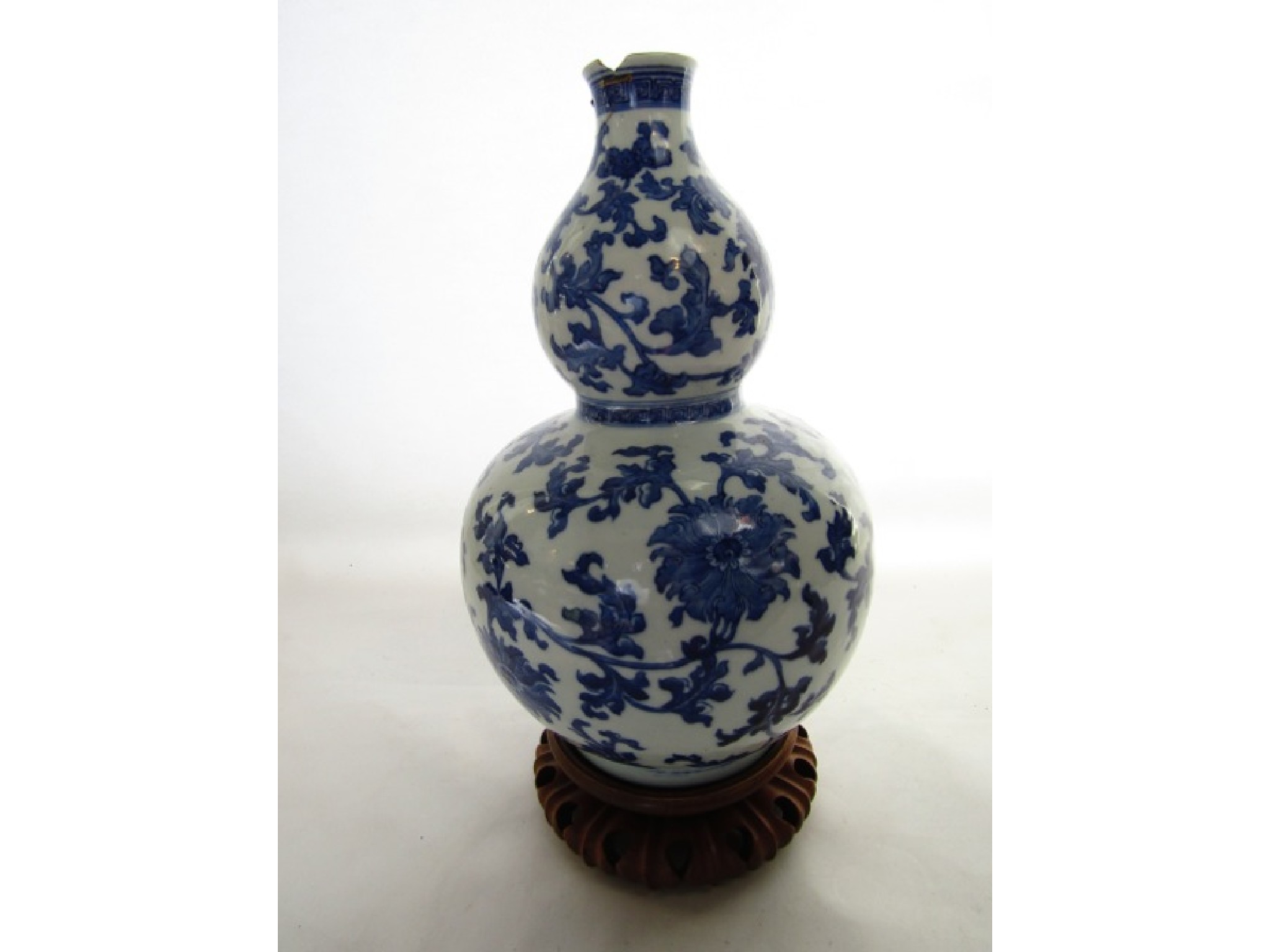 Appraisal: A th century oriental vase of double gourd shaped form