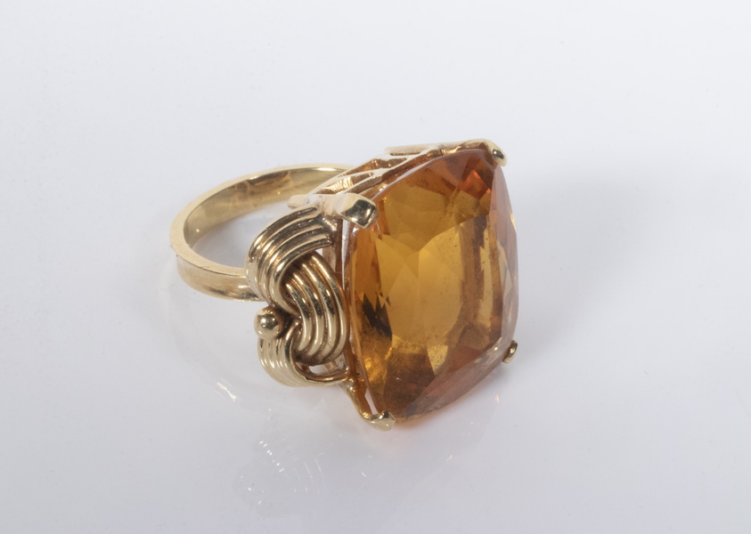 Appraisal: HANDMADE K GOLD DESIGNER RING Handmade K Yellow Gold designer