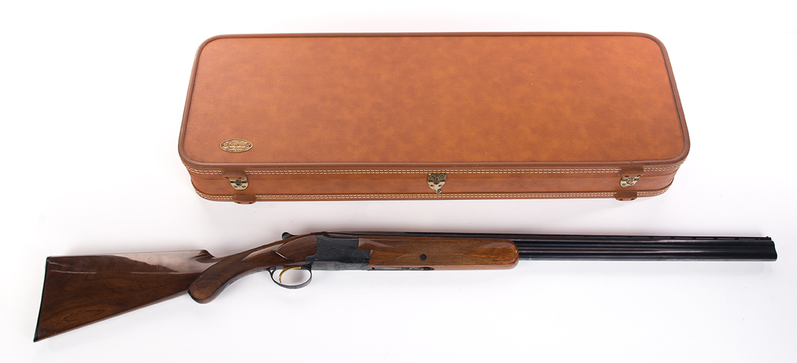 Appraisal: BROWNING SUPER POSED GRADE II UNDER-OVER GAUGE SHOTGUN Circa Walnut