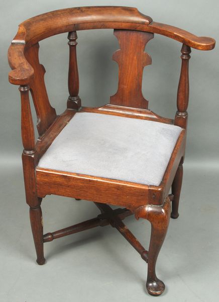 Appraisal: th Century Queen Anne Boston walnut corner chair h x