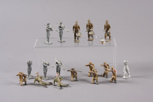 Appraisal: Miscellaneous lot of metal figures by Mignot Some unpainted and