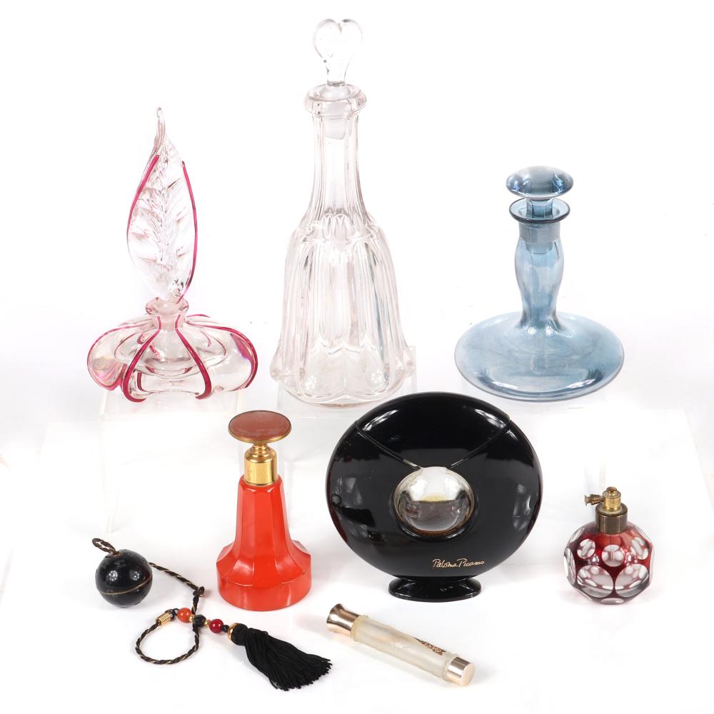 Appraisal: VINTAGE PERFUME AND SCENT BOTTLES PC COLLECTION INCLUDING BLOWN GLASS