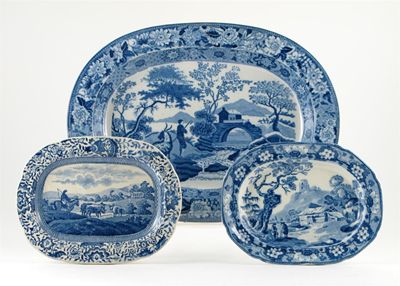 Appraisal: Three oval blue and white dishes or stands one printed