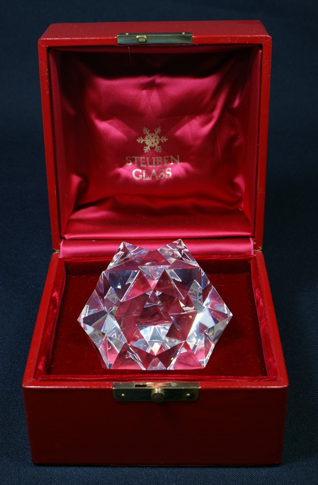 Appraisal: Signed Steuben Glass five-pointed star form paperweight in original red