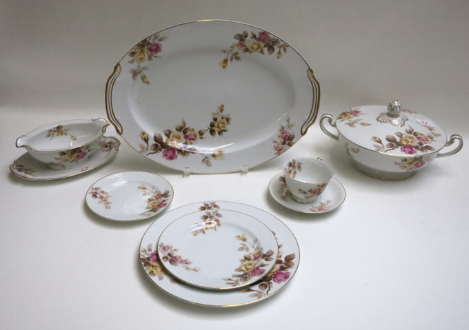 Appraisal: NORITAKE ANGELA CHINA SET eighty-nine pieces comprised of dinner plates