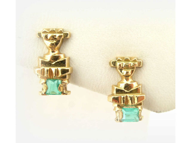 Appraisal: Pair of K yellow gold earrings with two emerald-cut emeralds