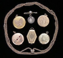 Appraisal: Group of Victorian Jewelry Five lockets and one pendant with