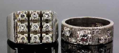 Appraisal: A s Chinese silvery coloured metal mounted diamond set bark