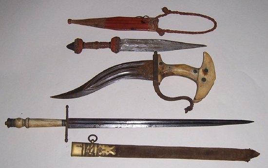 Appraisal: A European dagger with turned ivory handle and chamois clad