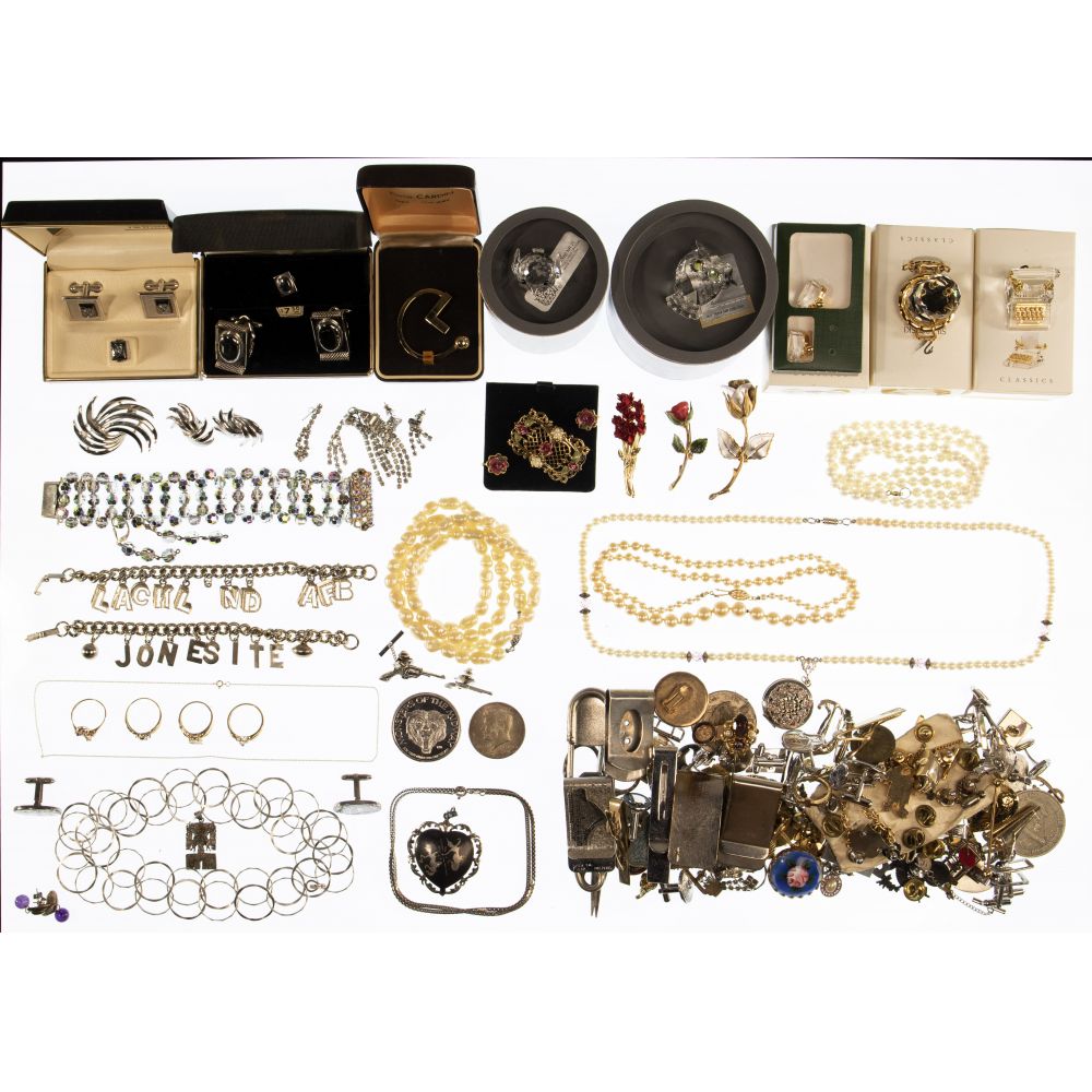 Appraisal: K GOLD SILVER AND COSTUME JEWELRY ASSORTMENT gold items including