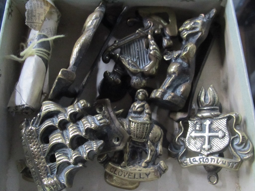 Appraisal: Box of metal door knockers