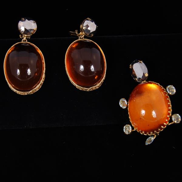 Appraisal: Schreiner New York pc Large Amber Lucite Jelly Belly Turtle