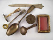 Appraisal: Silver A Georgian caddy spoon Elizabeth Morley London a William