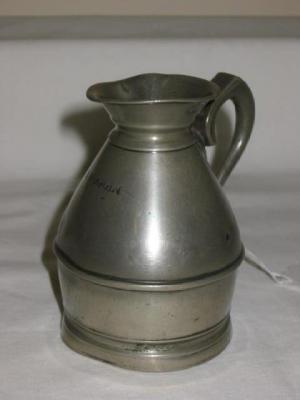 Appraisal: AN IRISH PEWTER NOGGIN MEASURE of typical haystack form by