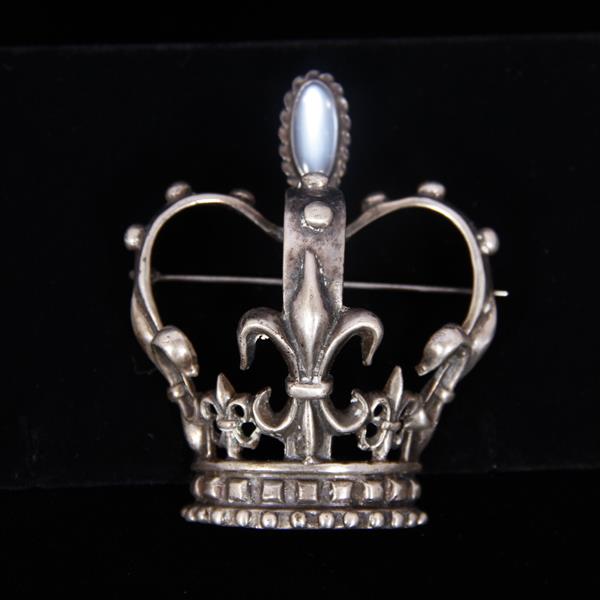 Appraisal: Trezza Sterling Silver Designer Large Dimensional Crown Brooch Pin with