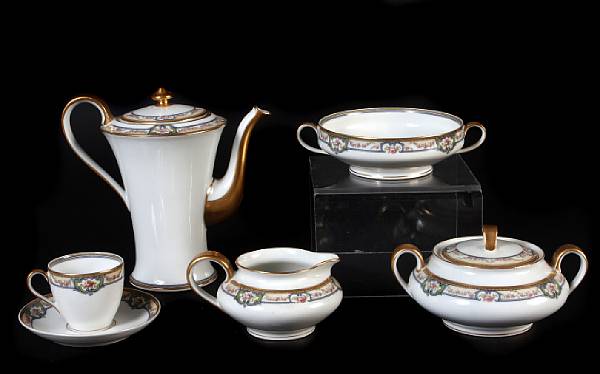 Appraisal: A Haviland Limoges part dinner service comprising seven in dinner