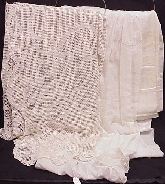 Appraisal: Bedspread of white batiste with drawnwork and embroidery florals scalloped